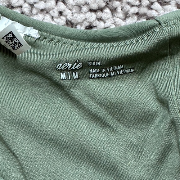 Swimsuit - Picture 3 of 5